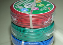 把两种及两种之上不同的金属材料融合在一起后