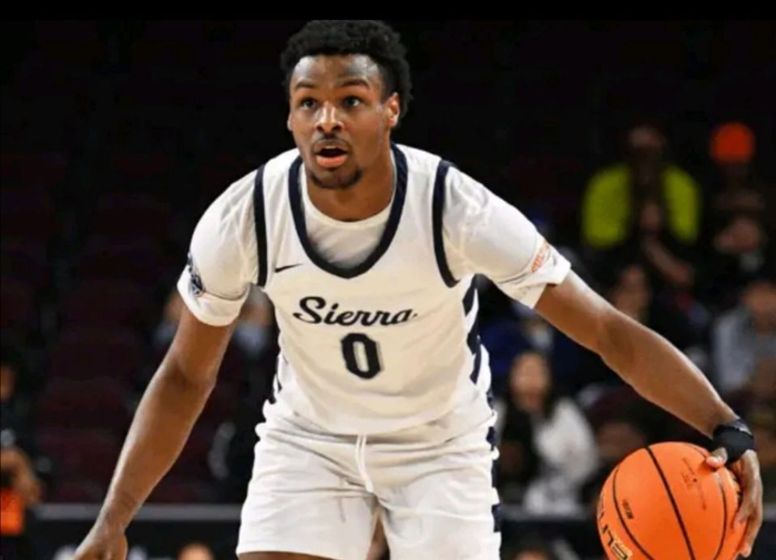 布朗尼心脏骤停后成功复苏重返NBA赛场