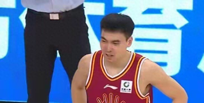 CBA常规赛六大奖项预测：贺希宁领跑MVP，萨林杰