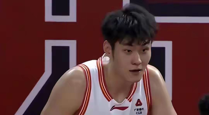 CBA常规赛六大奖项预测：贺希宁领跑MVP，萨林杰